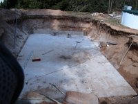 Bau Pool 085
